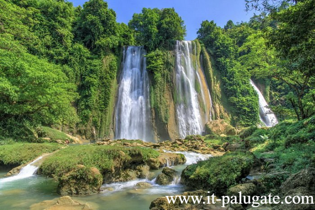 Curug Cikaso Wisata Air Terjun Cantik di Sukabumi