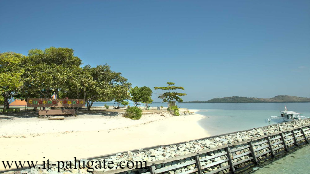 Menikmati Keindahan Wisata Pantai Bahari Polewali Mandar