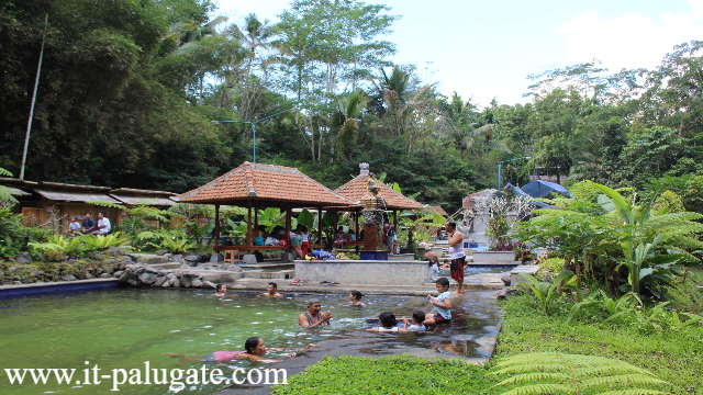 Wisata Pemandian Air Panas Eka Tirta di Tambanan Bali
