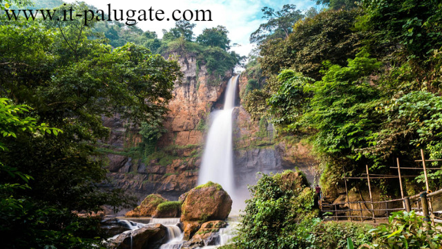 Daftar 3 Tempat Wisata Pesona Alam Menawan di Buahdua